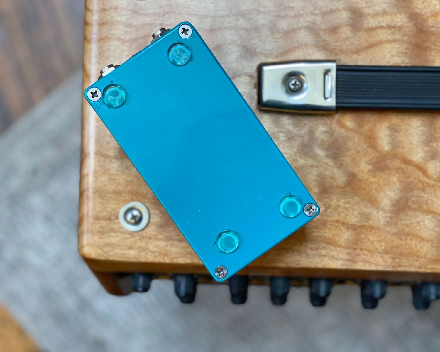 2012 EarthQuaker Devices Organizer V1