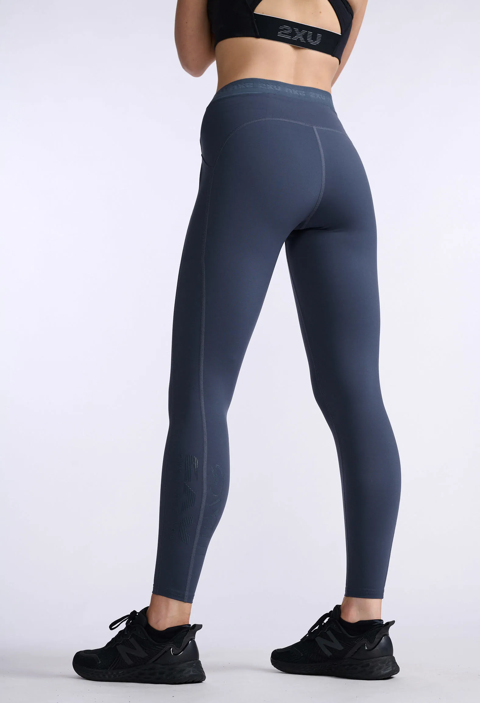 2XU Women&#x27;s Form Stash Hi-Rise Compression Tights India Ink/India Ink | Buy 2XU Women&#x27;s Form Stash Hi-Rise Compression Tights India Ink/India Ink here | Outnorth