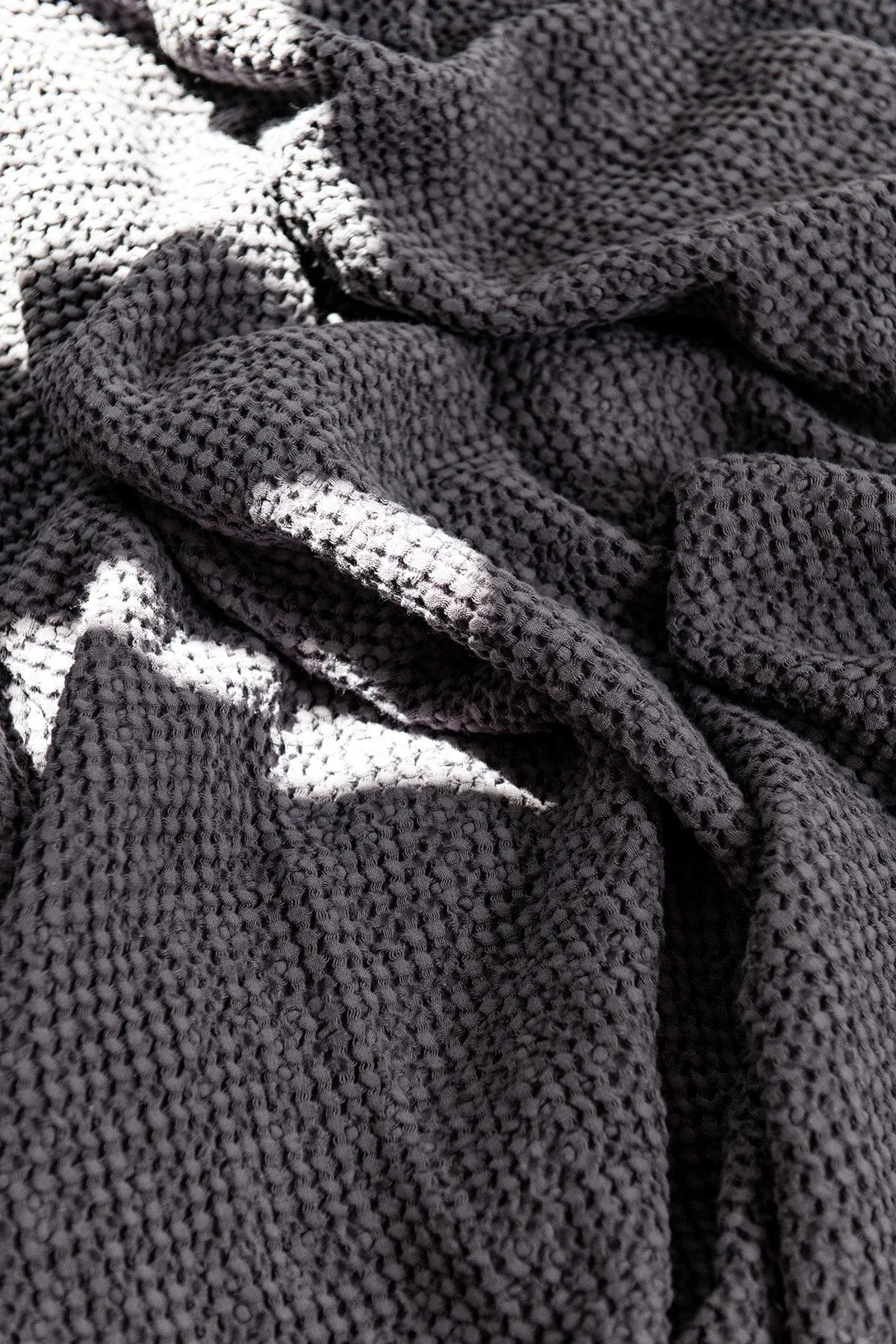 Linen Waffle Blanket | Charcoal