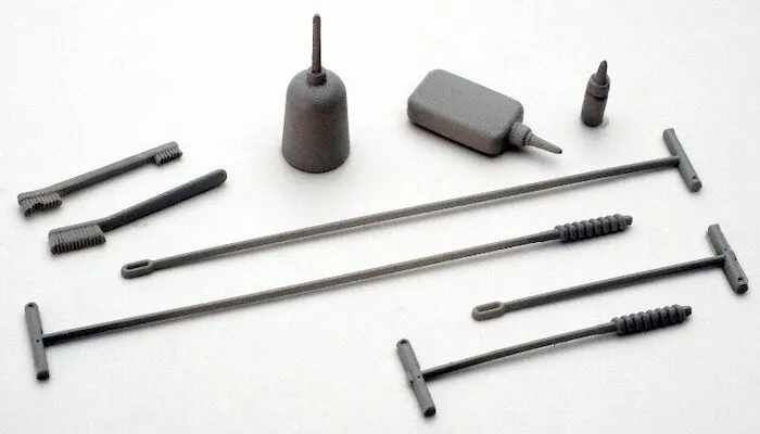 Little Armory LD011 Desk for Designated Defense High School & Grease Gun Set 1/12