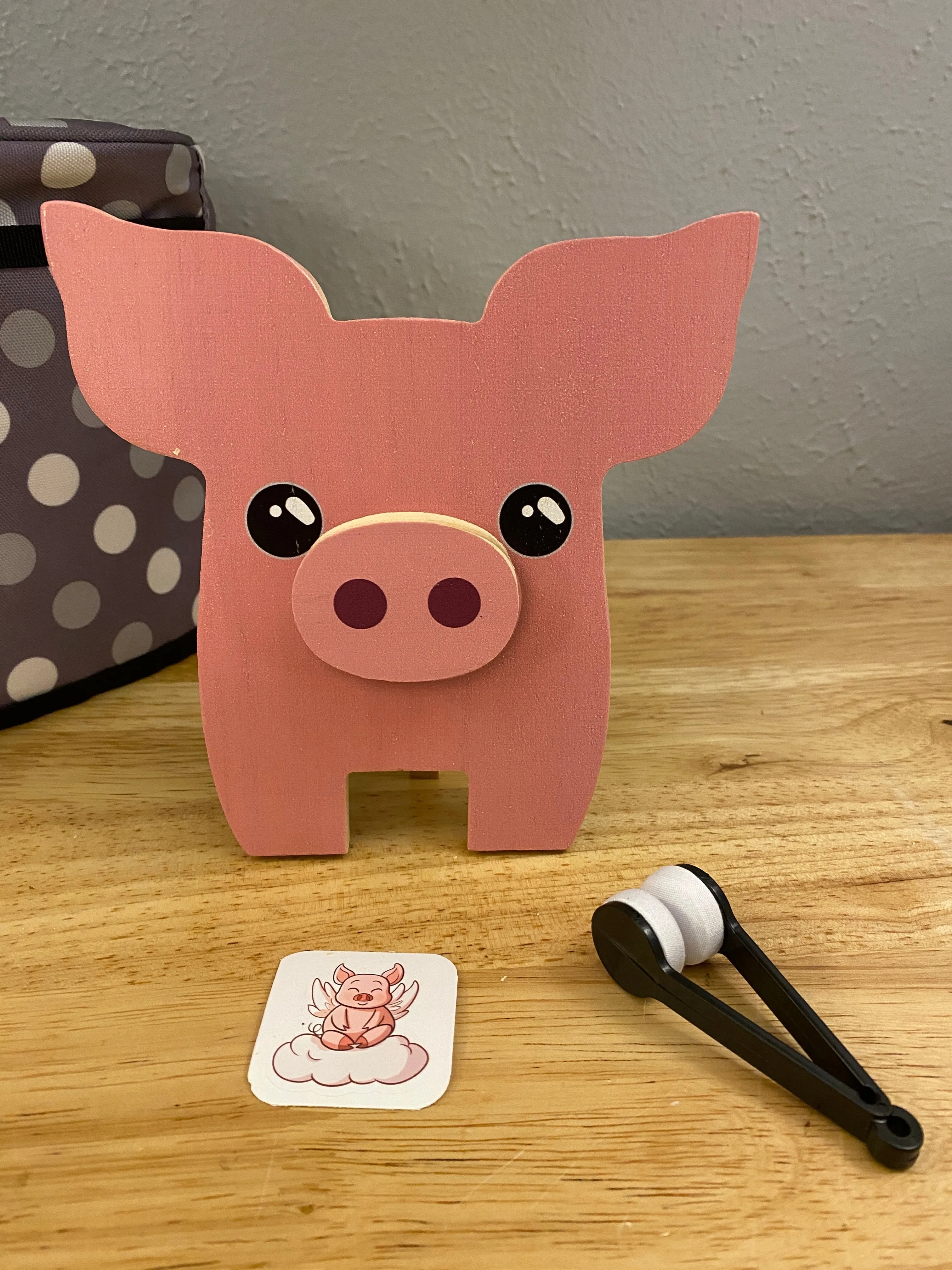 Pink Pig Glasses Holder, wooden eyeglasses stand, Cat eyeglasses stand