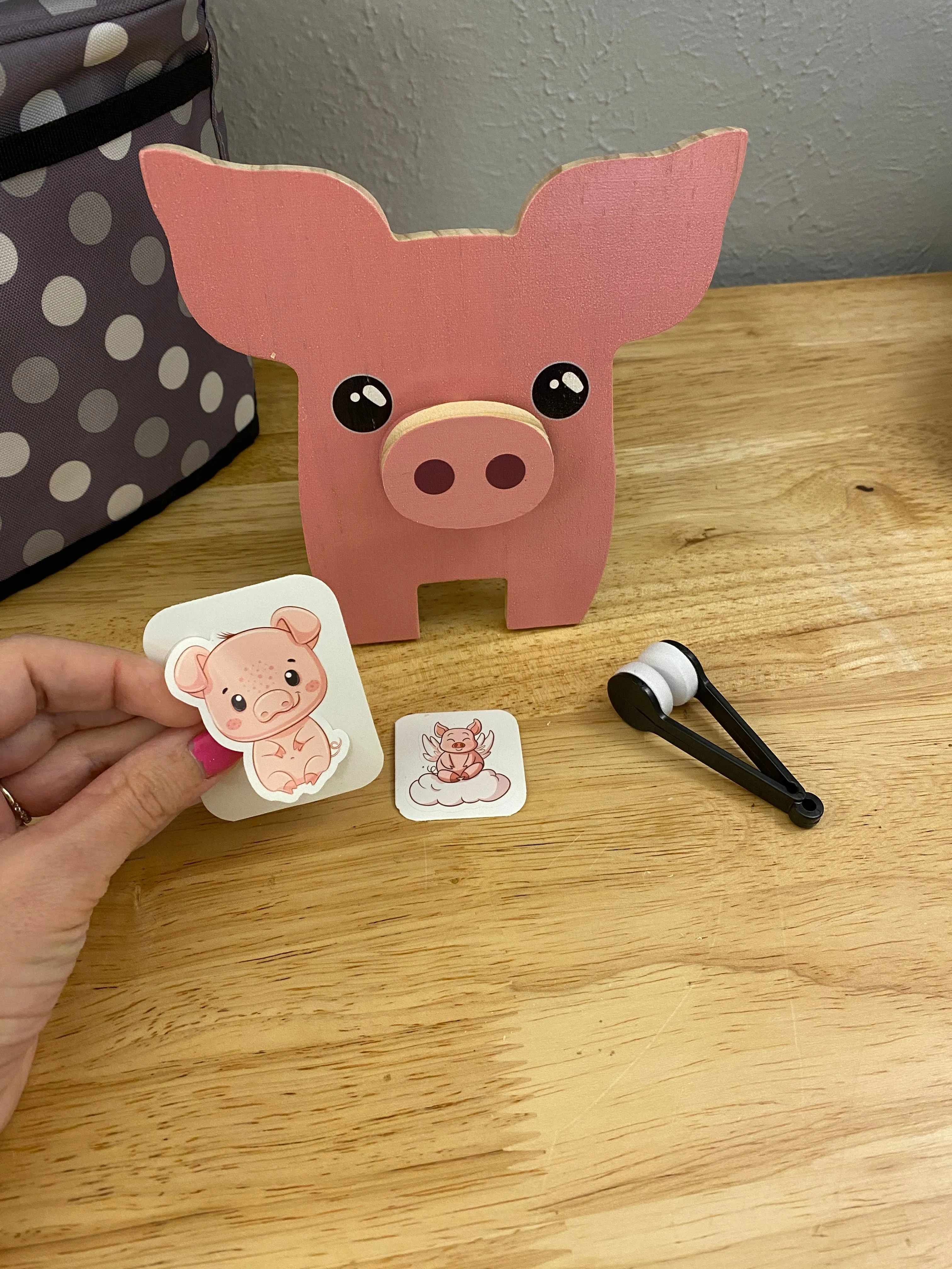 Pink Pig Glasses Holder, wooden eyeglasses stand, Cat eyeglasses stand