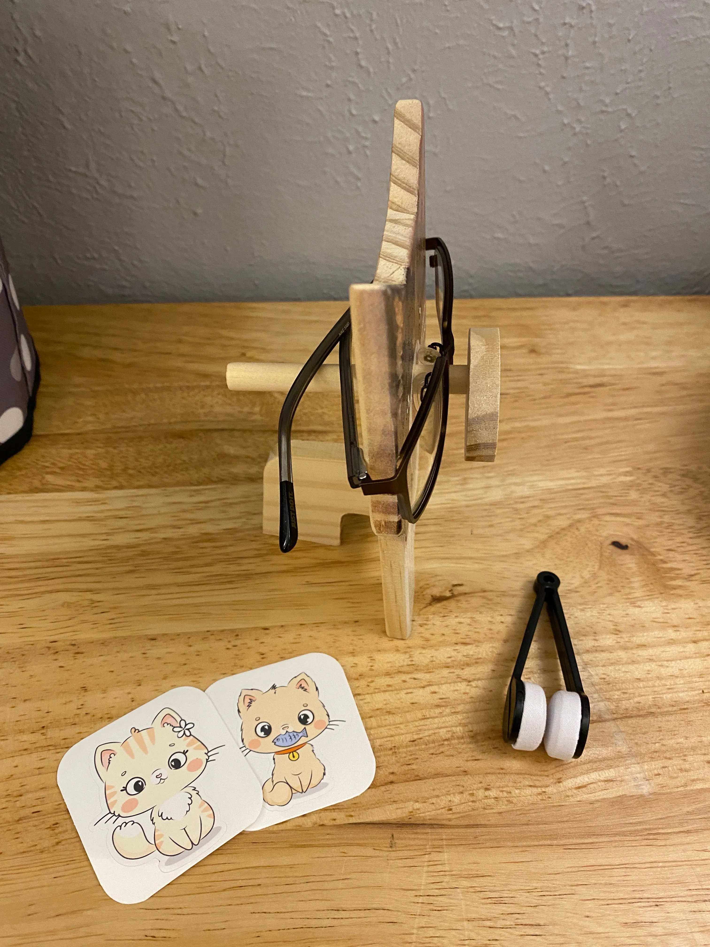 Red Fox Glasses Holder, wooden eyeglasses stand, Fox eyeglasses stand