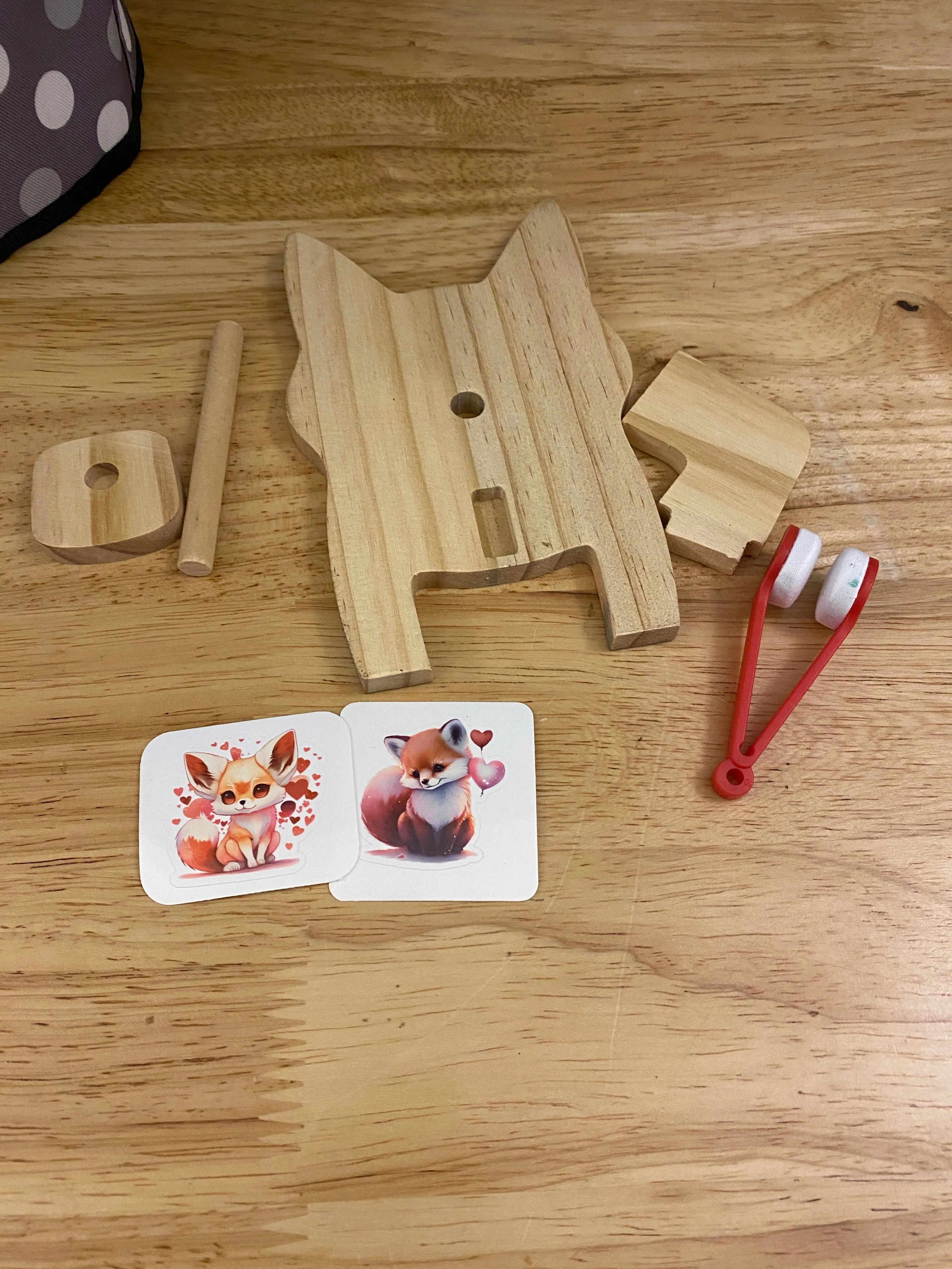 Red Fox Glasses Holder, wooden eyeglasses stand, Fox eyeglasses stand