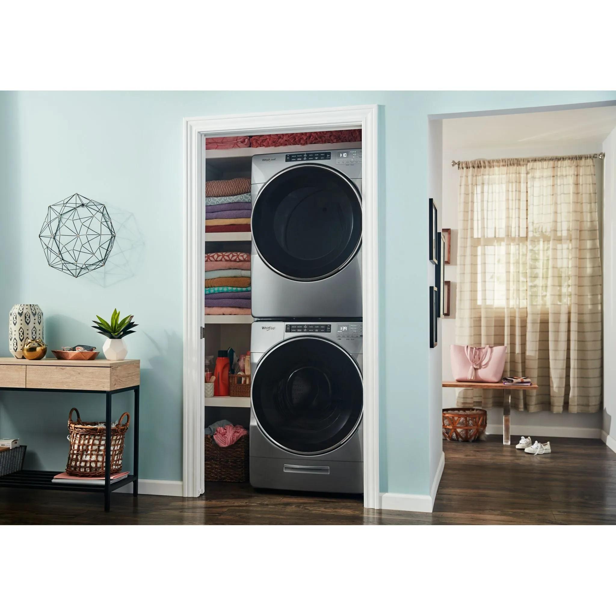 Whirlpool 7.4 cu. ft. Front Load Gas Dryer with Steam Cycles (WGD6620HC)